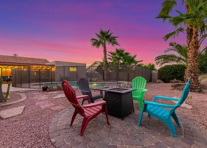 Vibrant 4 Bedroom With Pool And Fountain Hills